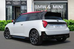 MINI Electric Cooper Photo 2