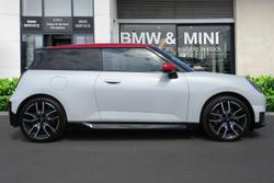 MINI Electric Cooper Photo 3