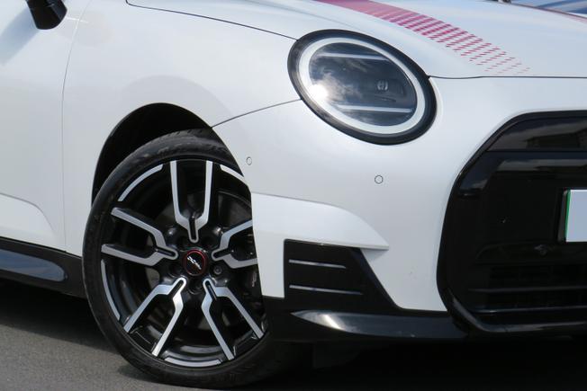 MINI Electric Cooper Photo 6