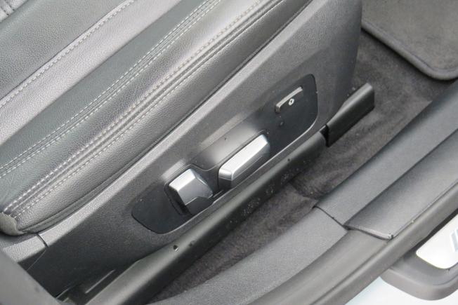 BMW I4 Photo 22