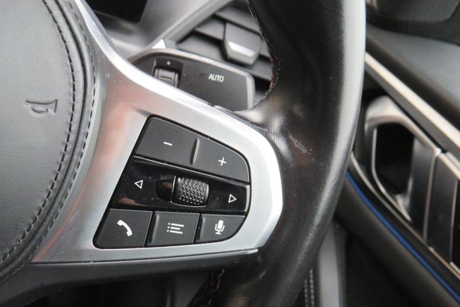 BMW I4 Photo 25
