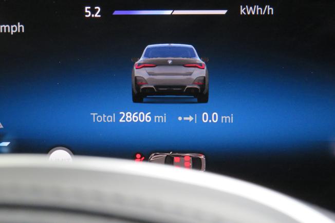 BMW I4 Photo 26