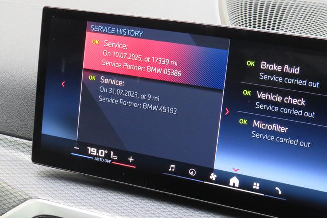 BMW I4 Photo 32