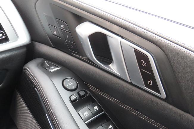 BMW X5 Photo 16
