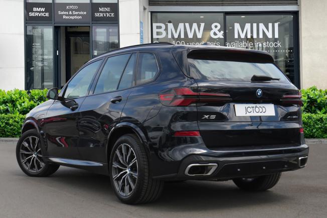 BMW X5 Photo 2