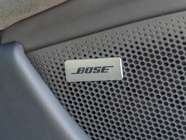 PORSCHE Taycan Photo 19