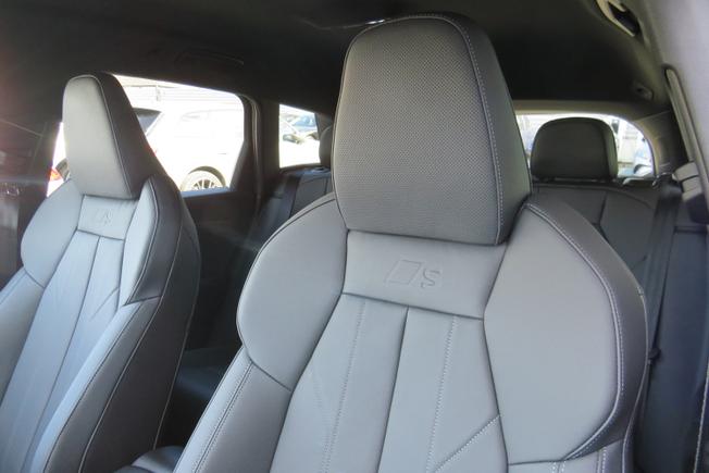 AUDI Q6 E-Tron Photo 34