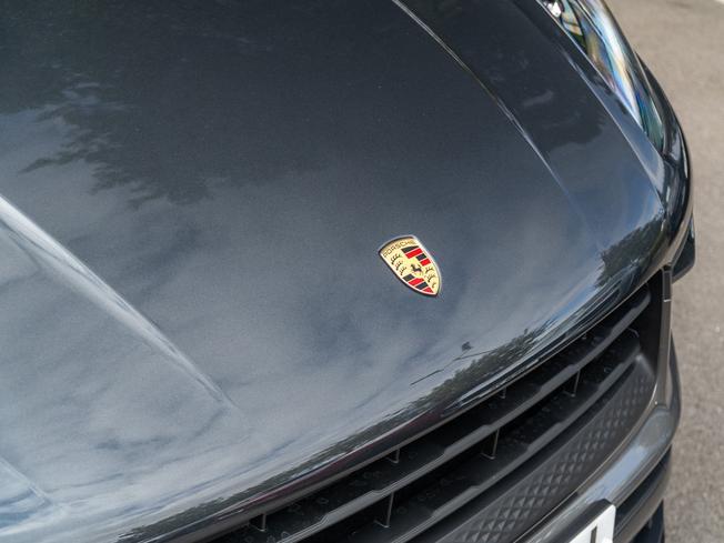 PORSCHE Macan Photo 36