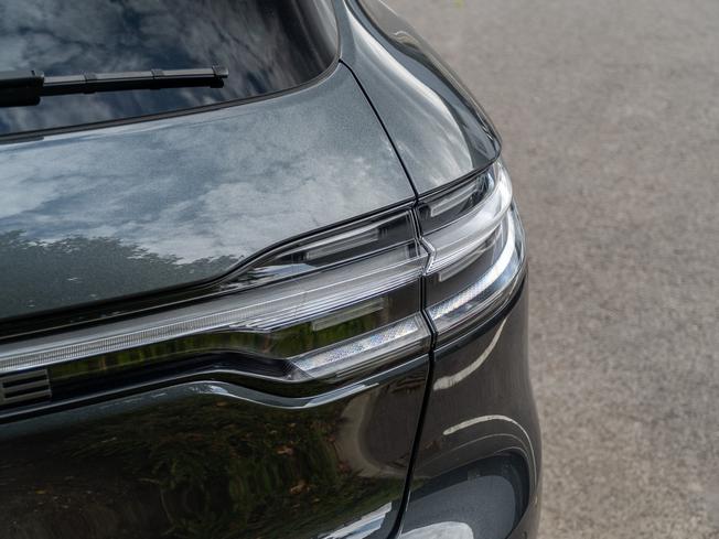 PORSCHE Macan Photo 40