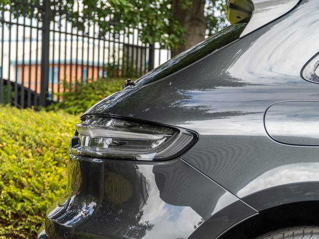 PORSCHE Macan Photo 42