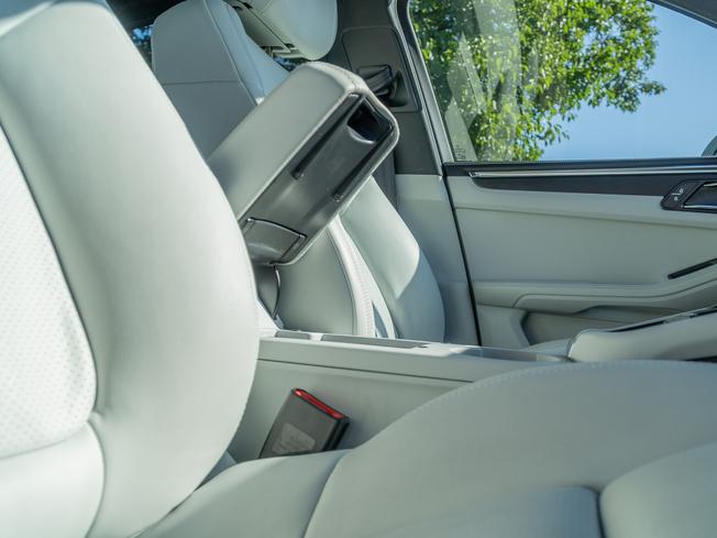 PORSCHE Macan Photo 13