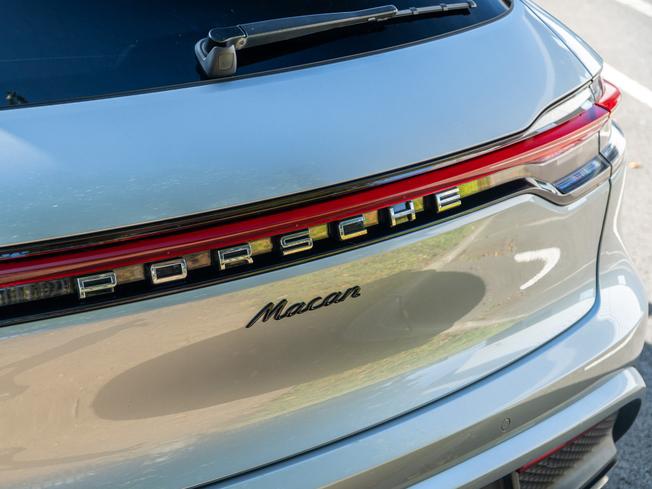 PORSCHE Macan Photo 42