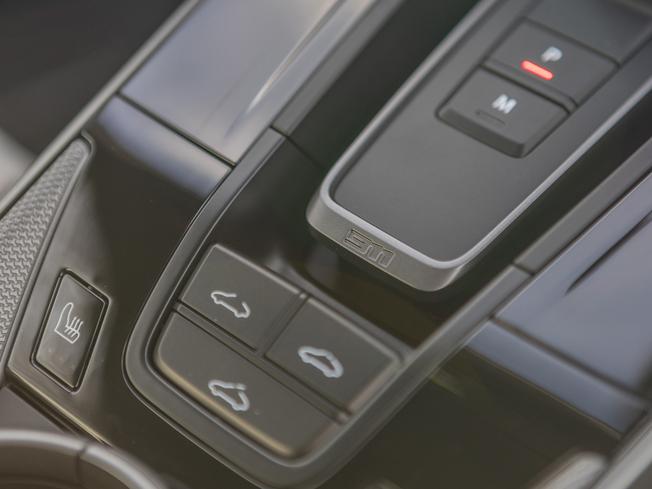 PORSCHE 911 Photo 29