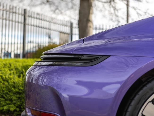 PORSCHE 911 Photo 38