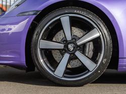 PORSCHE 911 Photo 4