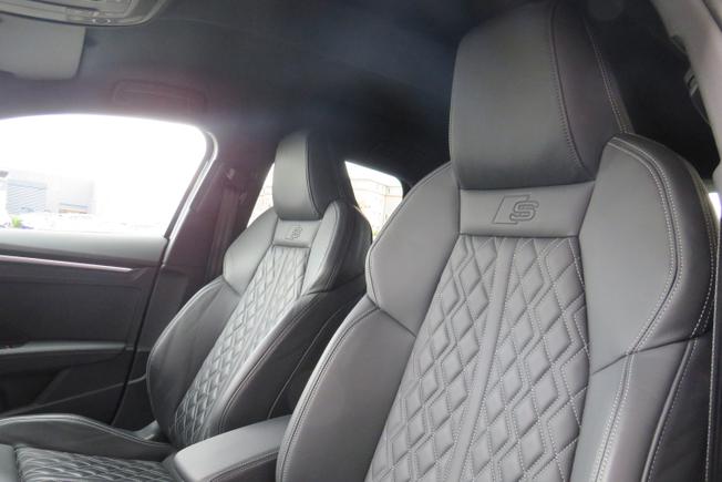 Audi S3 Photo 35
