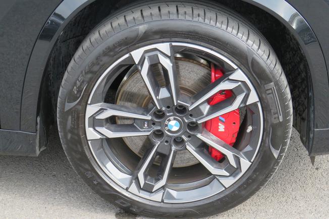 BMW Ix1 Photo 12