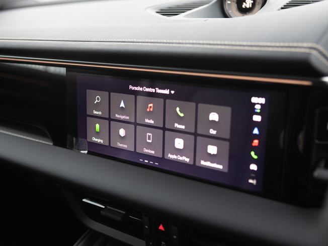 PORSCHE Macan Photo 17