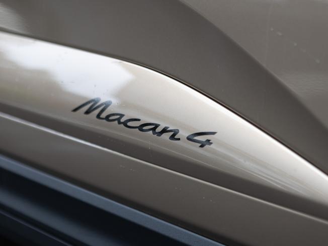 PORSCHE Macan Photo 34