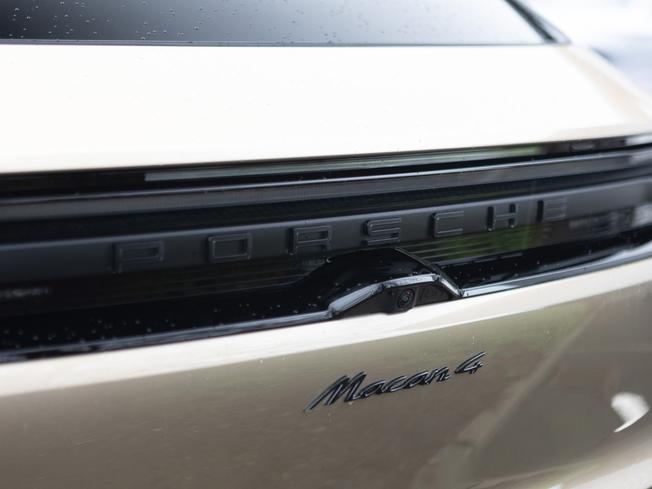 PORSCHE Macan Photo 36