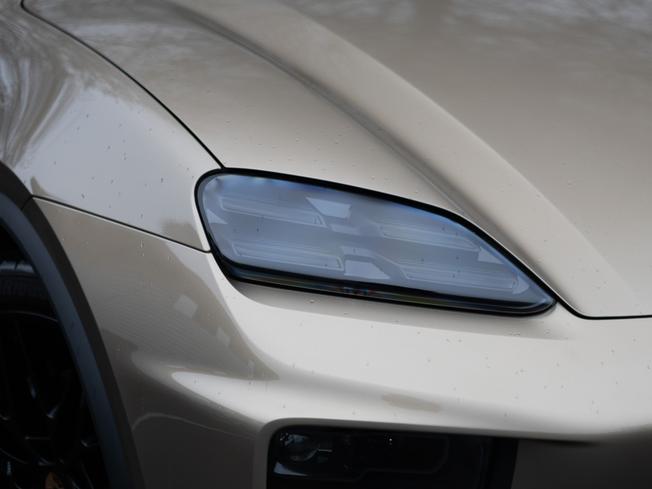 PORSCHE Macan Photo 38