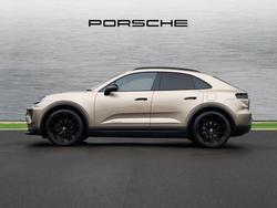 PORSCHE Macan Photo 5