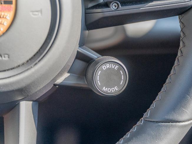 PORSCHE Macan Photo 17
