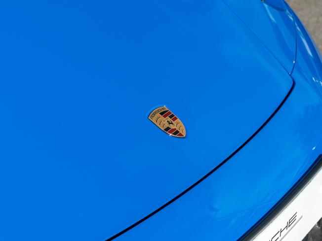 PORSCHE 911 Photo 38