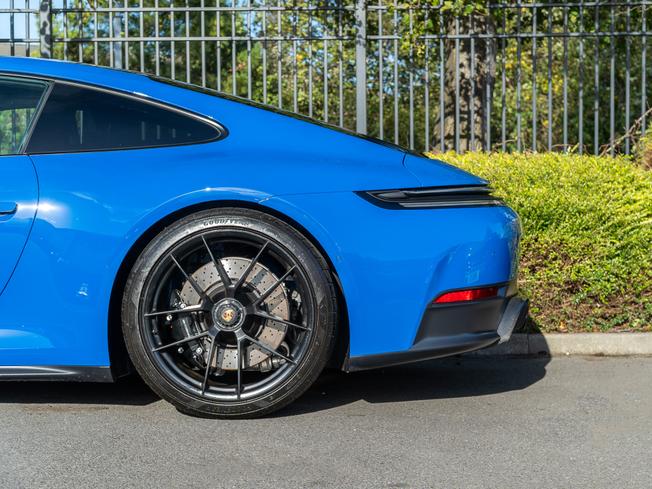 PORSCHE 911 Photo 47