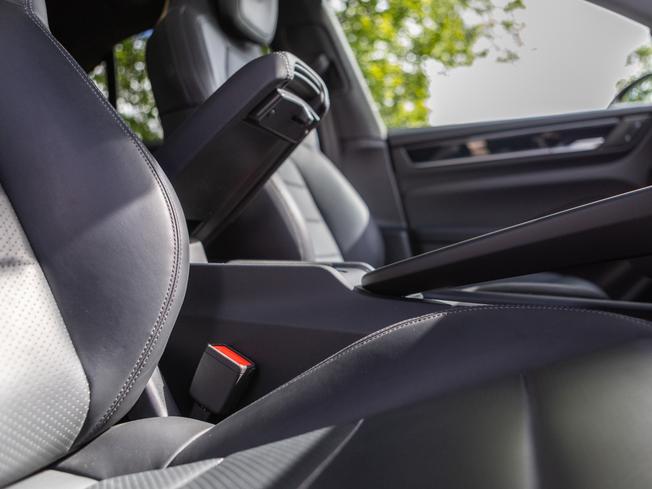 PORSCHE Macan Photo 13
