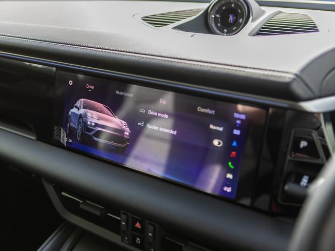 PORSCHE Macan Photo 23