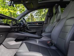 PORSCHE Macan Photo 3