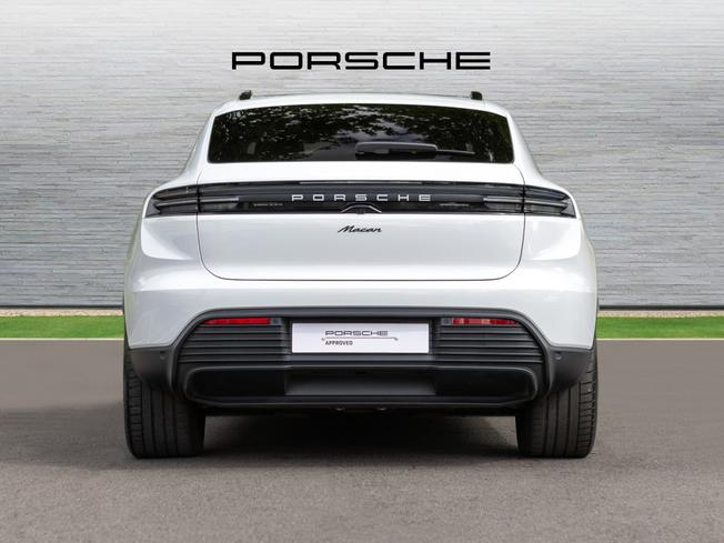 PORSCHE Macan Photo 7