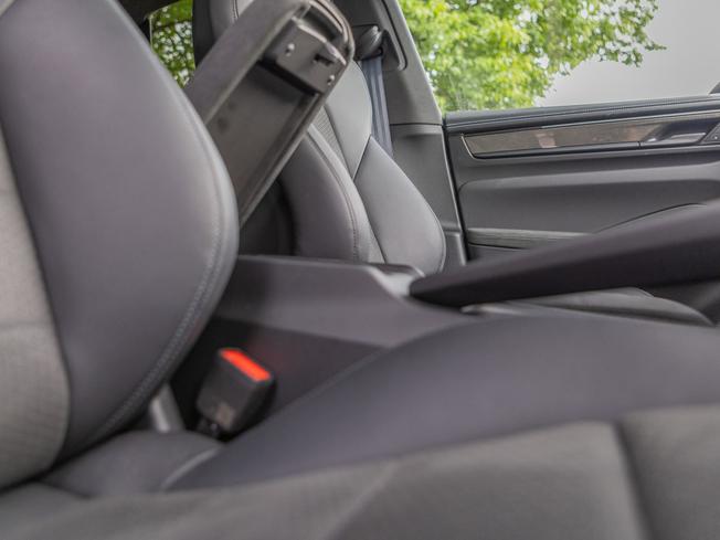 PORSCHE Macan Photo 15