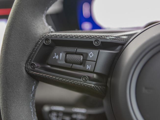 PORSCHE Macan Photo 21