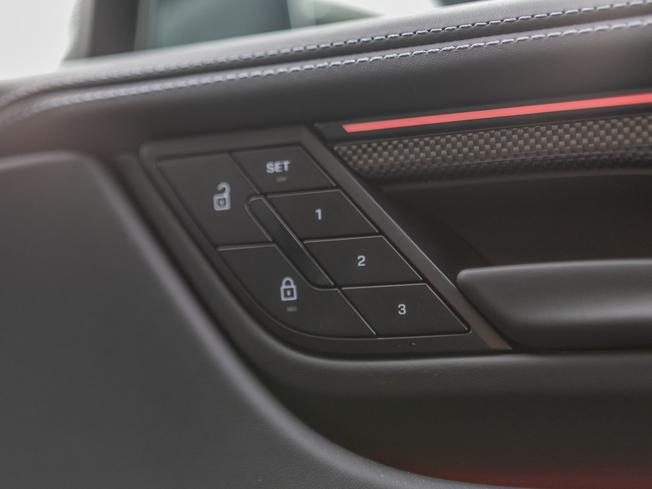 PORSCHE Macan Photo 24