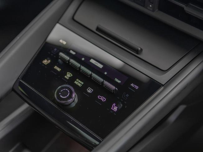 PORSCHE Macan Photo 28