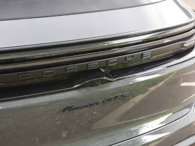 PORSCHE Macan Photo 34