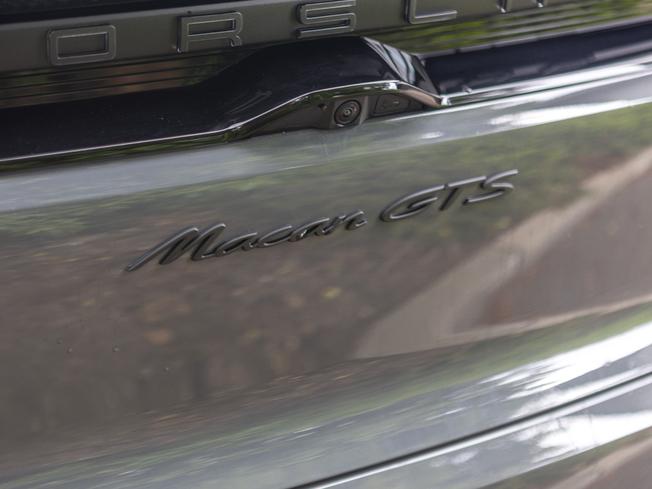 PORSCHE Macan Photo 38