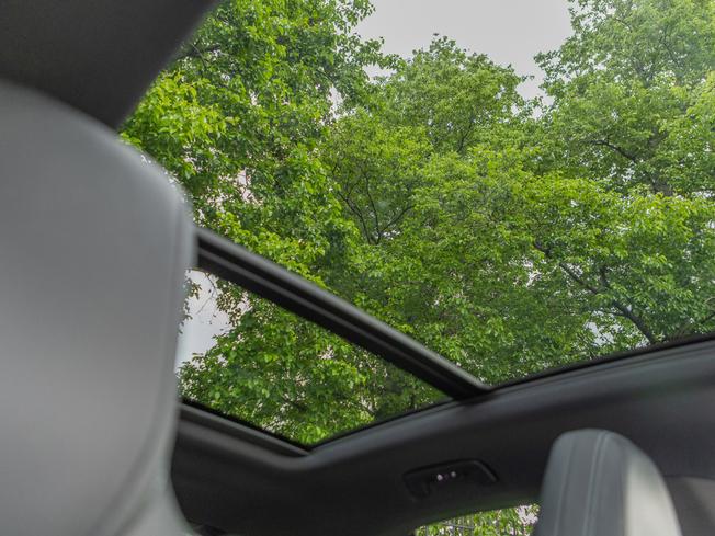 PORSCHE Macan Photo 40