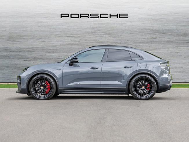 PORSCHE Macan Photo 5