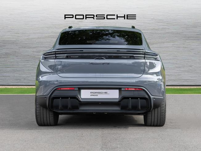 PORSCHE Macan Photo 7