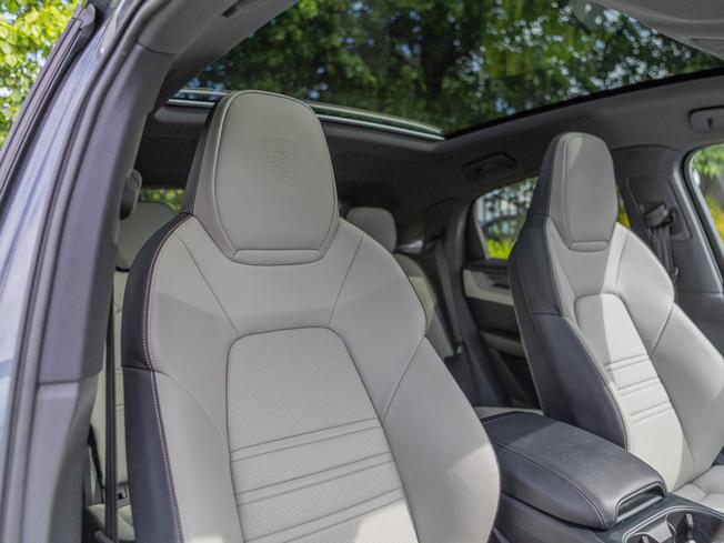 PORSCHE Cayenne Photo 10