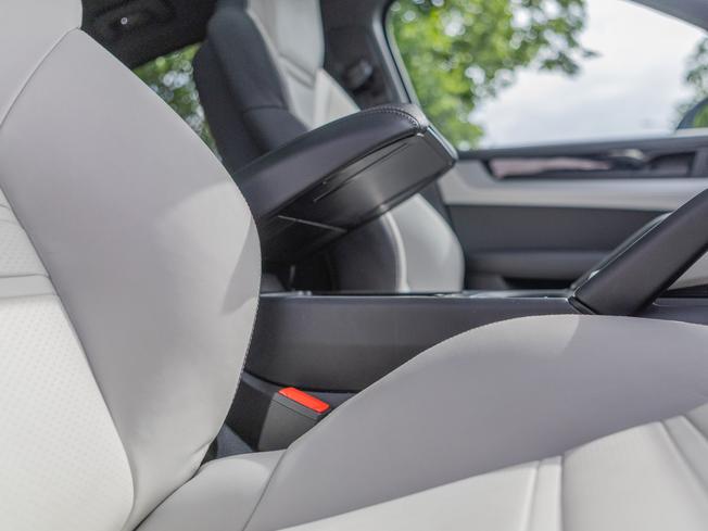 PORSCHE Cayenne Photo 14