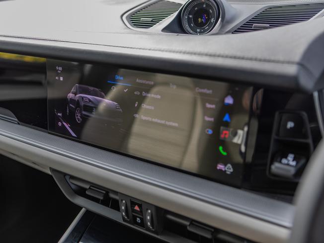 PORSCHE Cayenne Photo 18