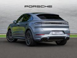 PORSCHE Cayenne Photo 2