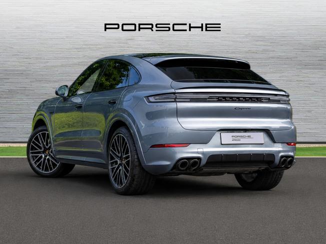 PORSCHE Cayenne Photo 2