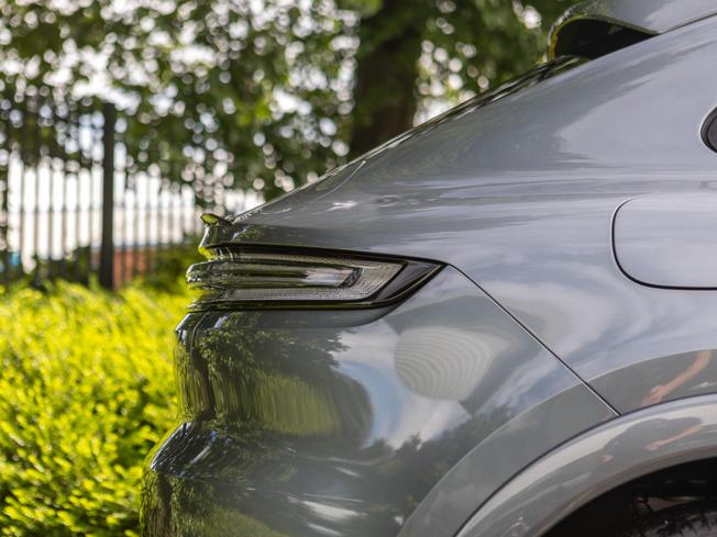 PORSCHE Cayenne Photo 35
