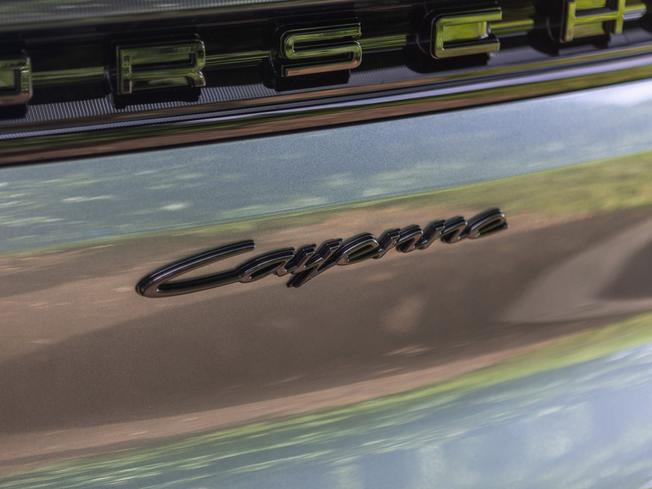 PORSCHE Cayenne Photo 39