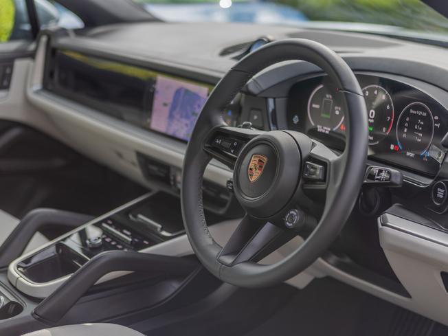 PORSCHE Cayenne Photo 7